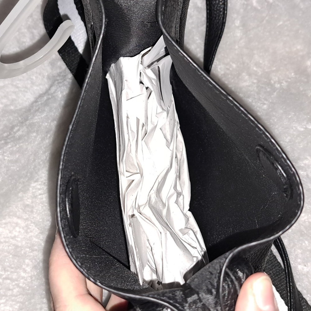 Black shoulder purse - Picture 7 of 8